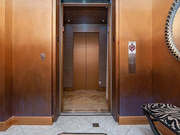 2nd image of 85 Avenue De La Mer Unit 206
