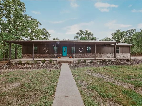 648 W De Queen Ave, De Queen, AR 71832