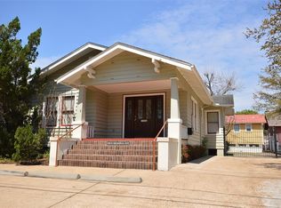 1908 N Memorial Way, Houston, TX 77007