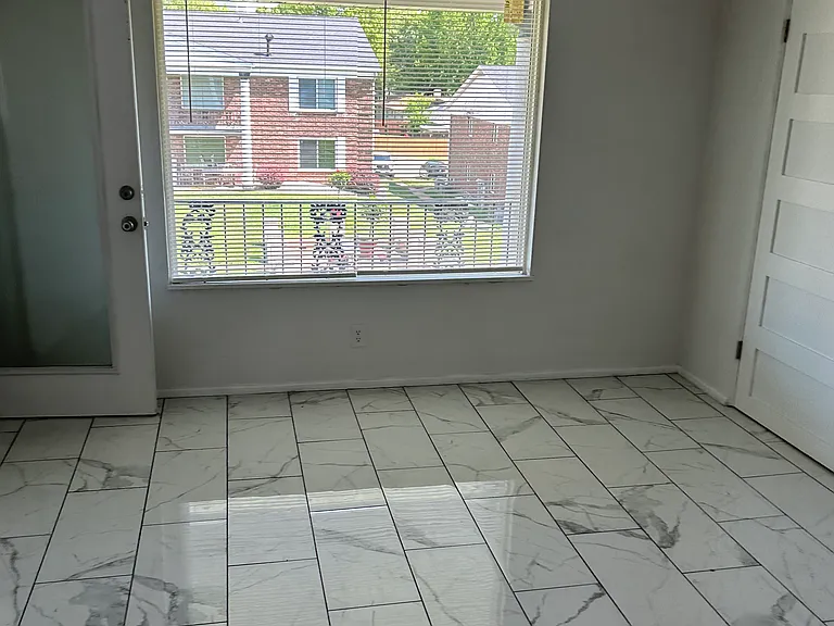 217 Anderson Ln #B — Photo 11