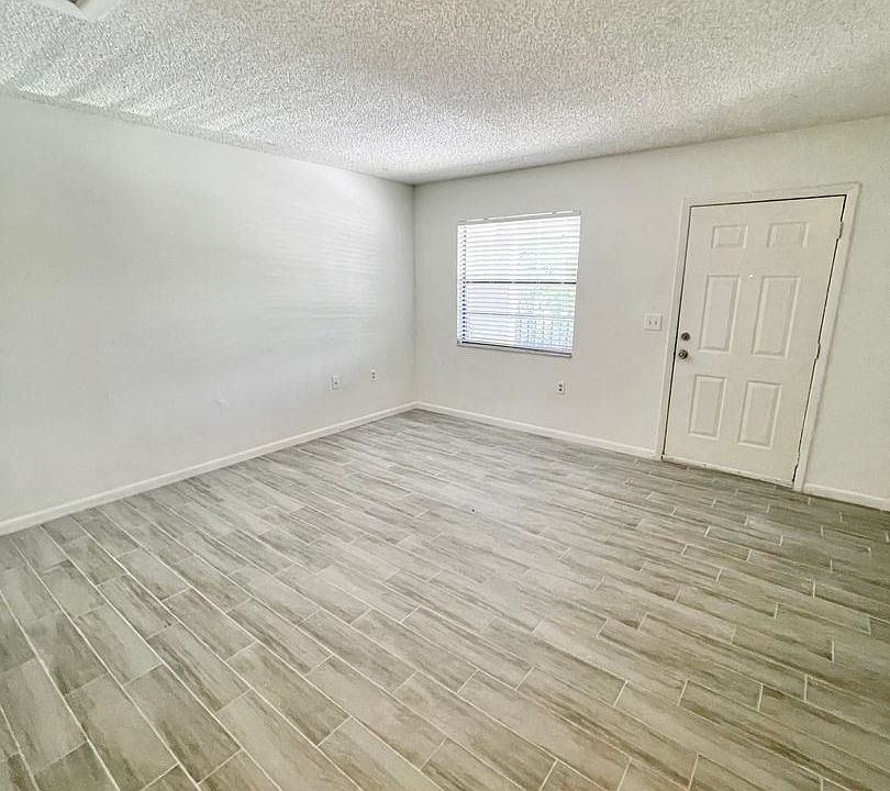 1st image of 819 E Lemon St APT 17