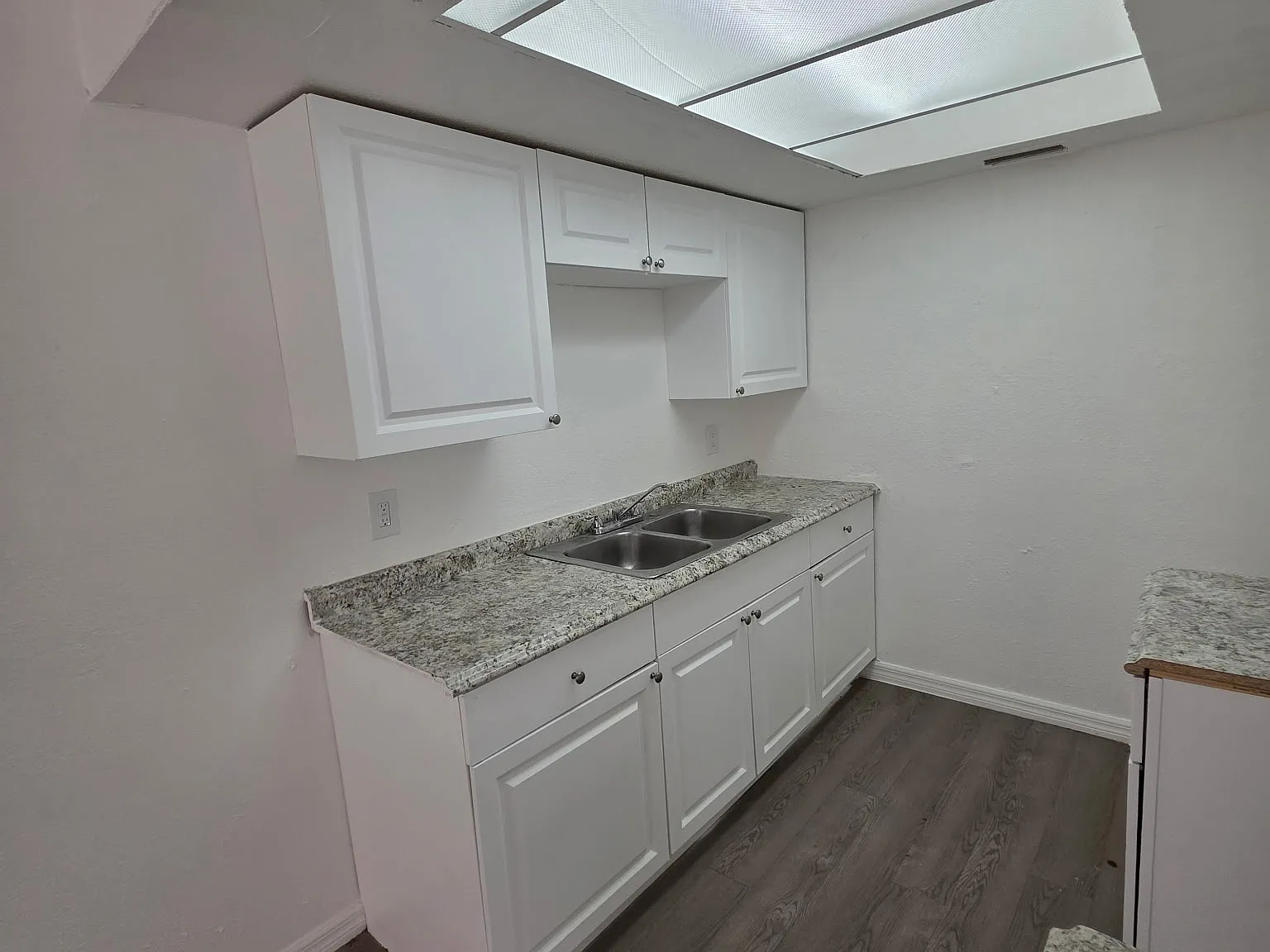 2 bed, 6632 sqft, $1,200 — Photo 4