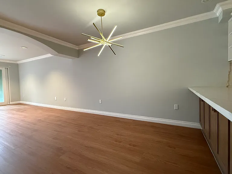 Dining room with Barstool Counter