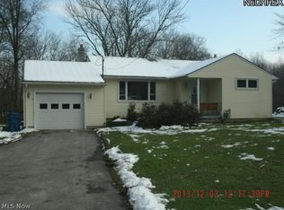 15 Struthers Coitsville Rd, Lowellville, OH 44436