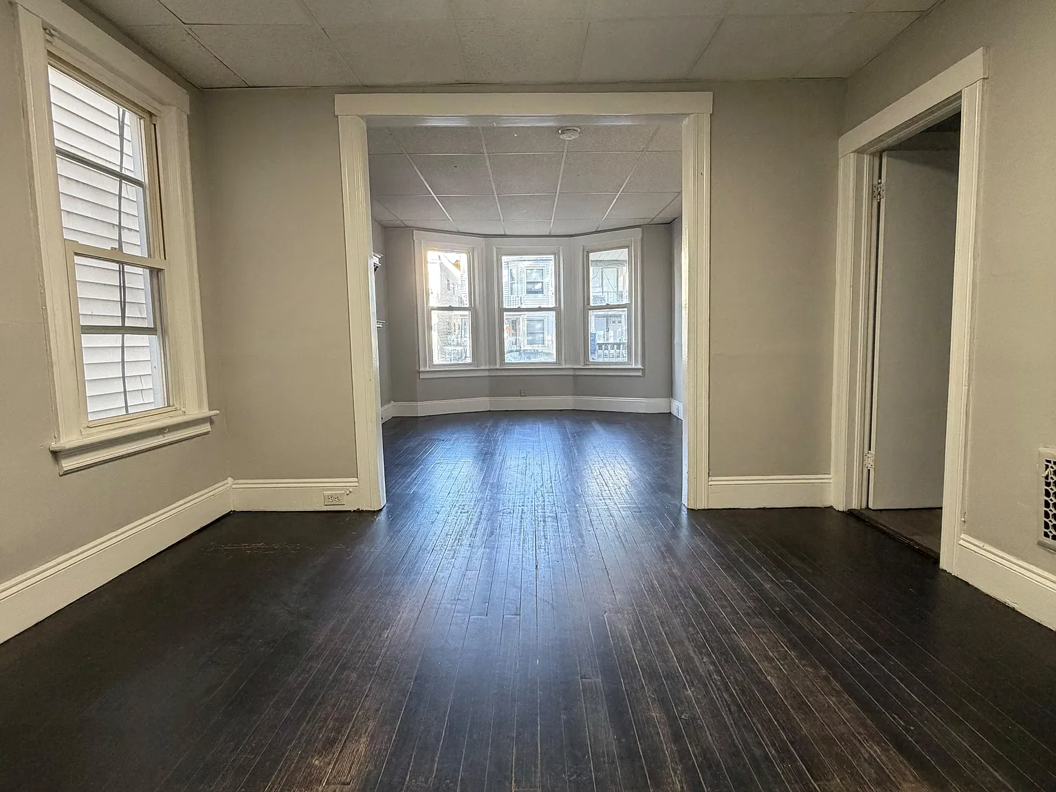 3 bed, $1,650 — Photo 1