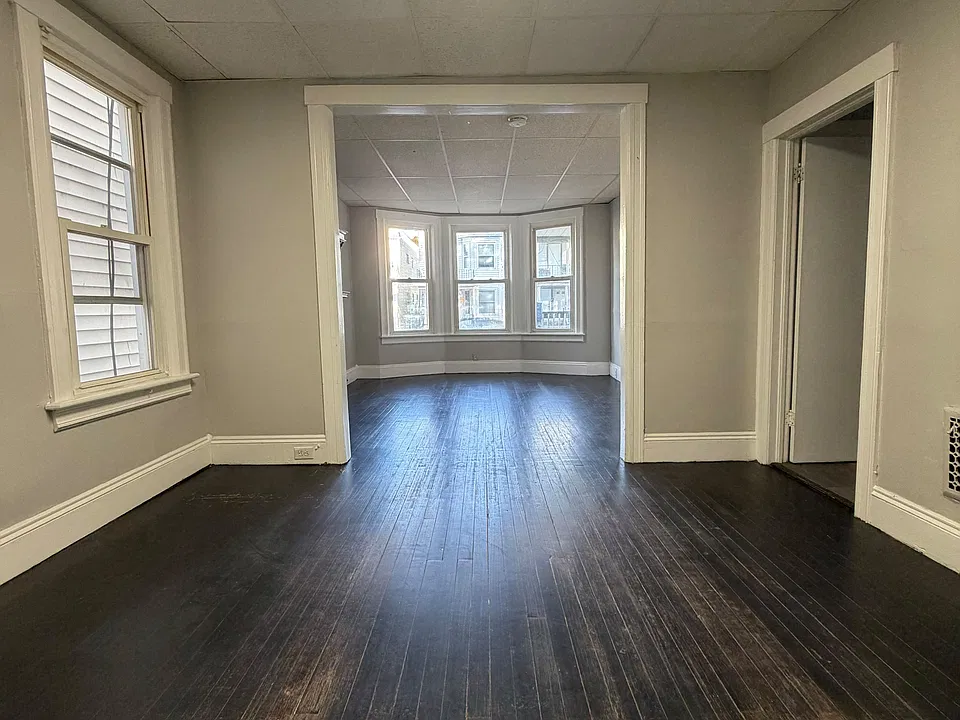 71 6th Ave #1