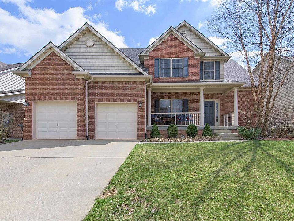1st image of 284 Richardson Pl