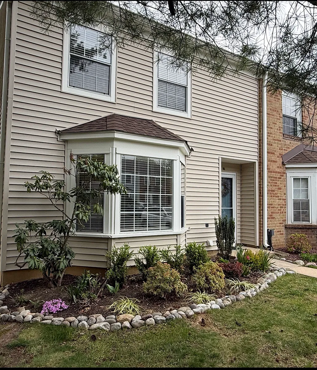 Building Photo - 23 Cloister Ct #23