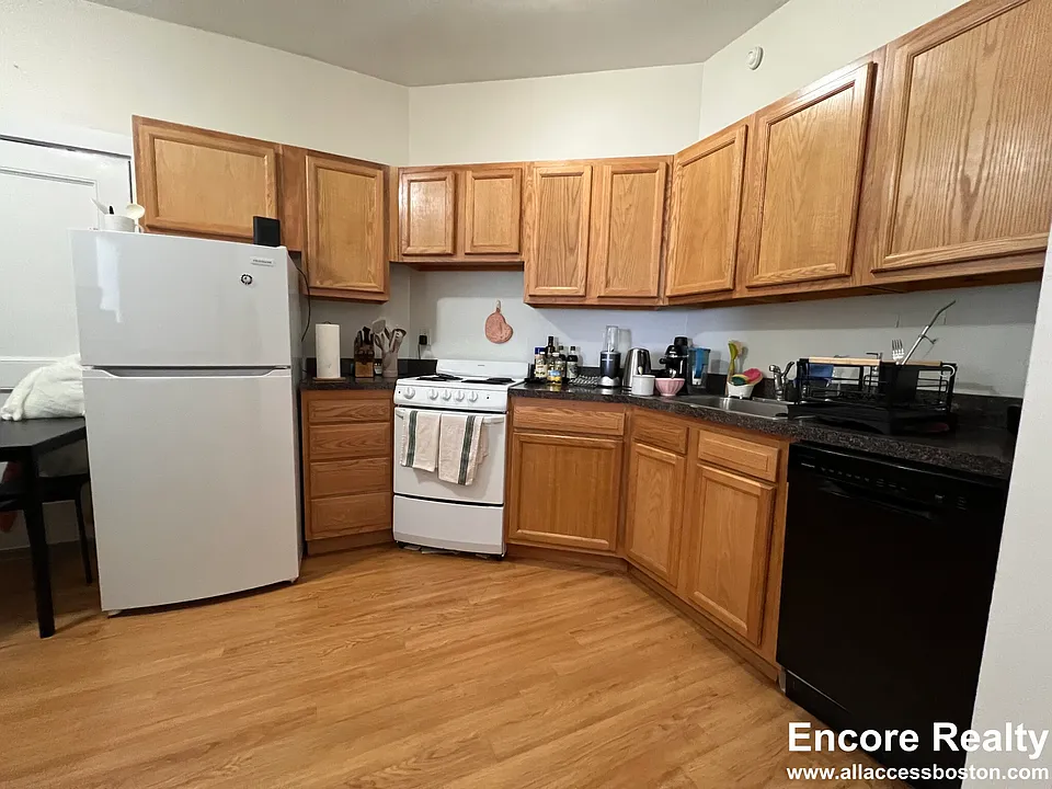 1601 Beacon St #89