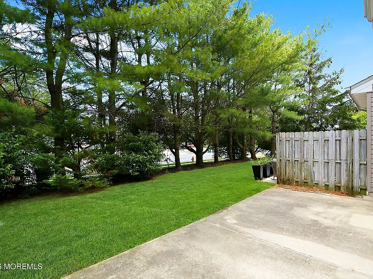 5 Manhattan Dr #63 — Photo 21