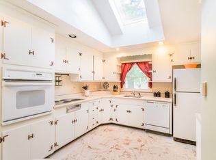 47 Haynes Rd, West Hartford, CT 06117