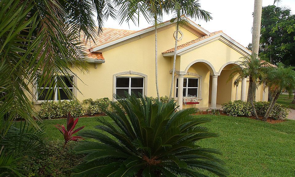 Updated Canal-Front Home 