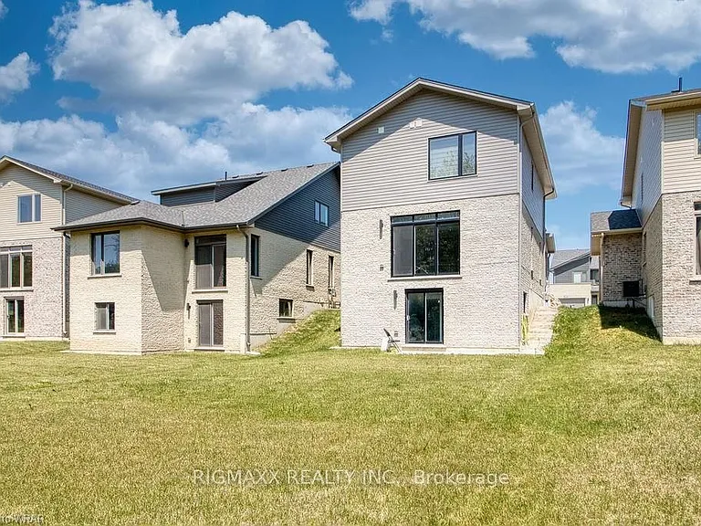 2104 Evans Blvd — Photo 22