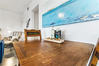 113 W Sunny Isle Dr #2 — Photo 4