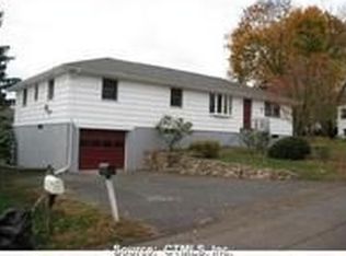 92 Hubbard Pl, Hamden, CT 06517