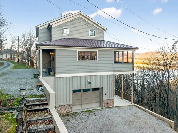 3379 Austin Bottom Rd, Baxter, TN 38544