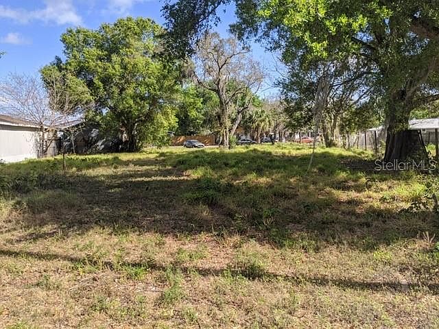 2nd image of 815 3rd St