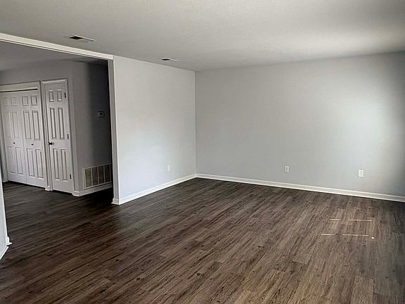 2nd image of 3212 Timbermill Ave #B