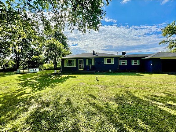 2nd image of 1514 E County Road 175 N