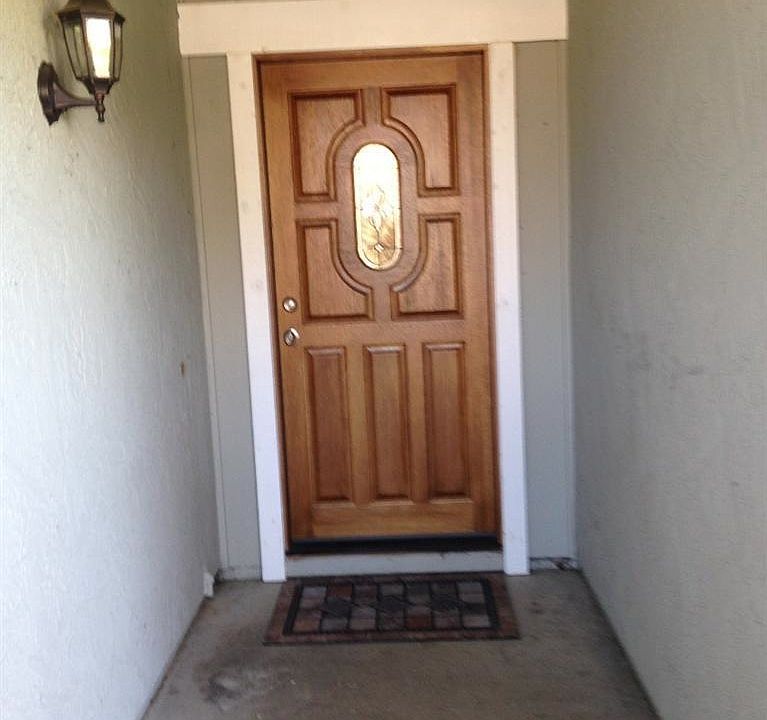 1st image of 2744 Green Bay Way