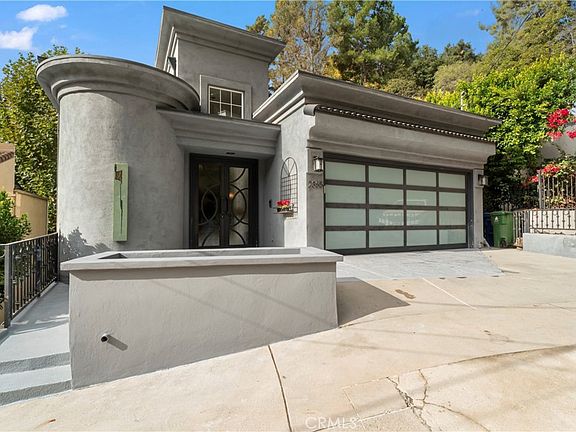 3rd image of 2355 N Beverly Glen Blvd