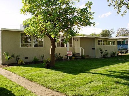 2nd image of 8535 Matilija Ave