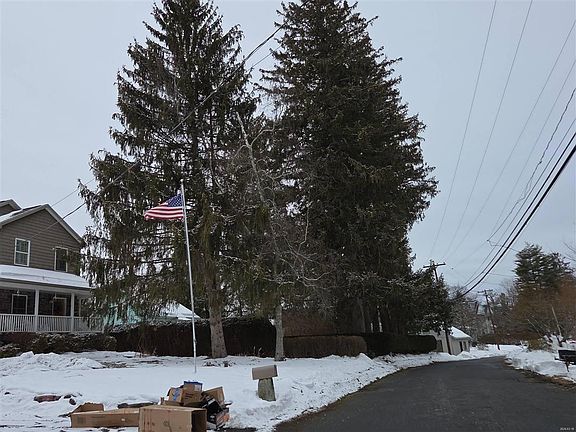 5th image of 20 Meggins Rd