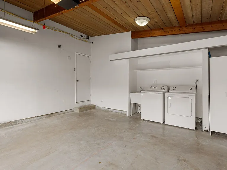 5410 Baja Dr — Photo 16