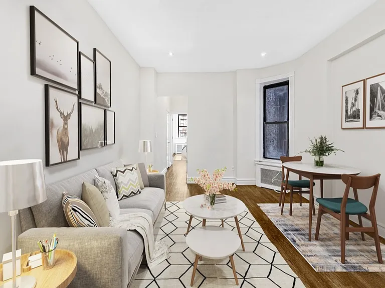 443 E 78th St #3D — Photo 1