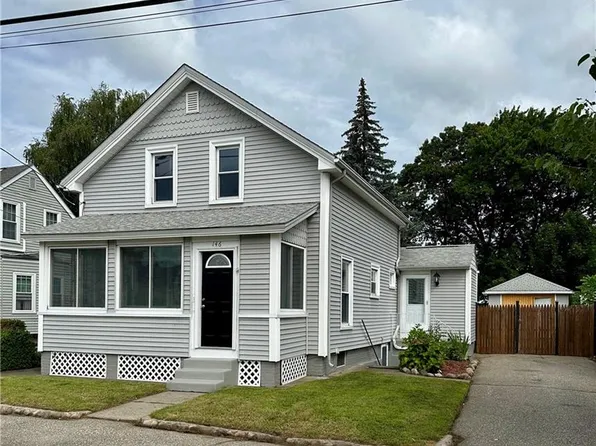 146 Darlingdale Ave, Pawtucket, RI 02861