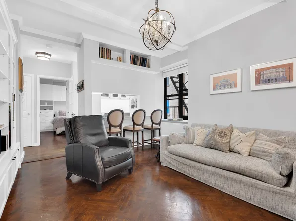 375 Riverside Drive image 6 of 6