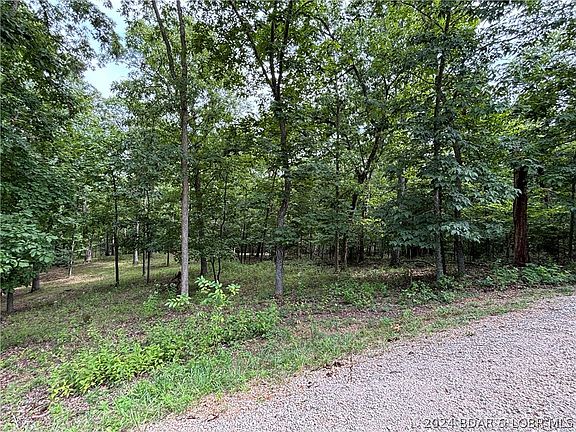 5th image of Woodhaven Cir