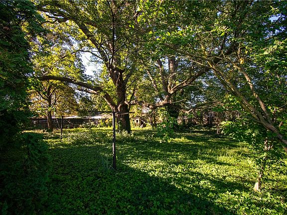 4th image of 64 S Morrell Ave