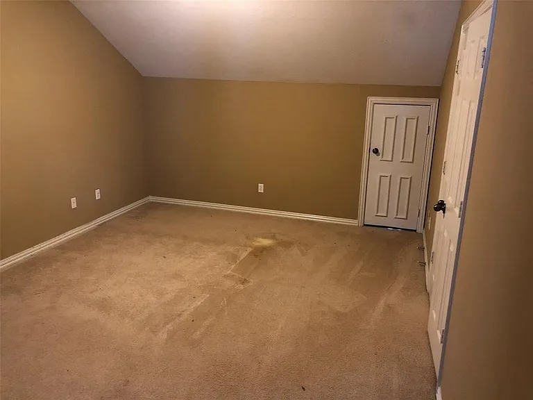 14326 Ayers Rock Rd — Photo 17
