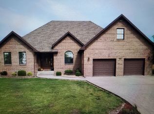 706 Guthery St, Ava, MO 65608