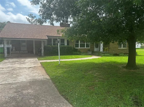 1110 Brunson Ave, Prague, OK 74864