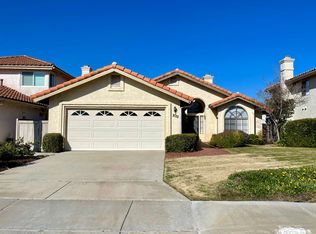 2012 Applewood Ln, Vista, CA 92081