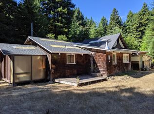 32535 Middle Ridge Rd, Albion, CA 95410