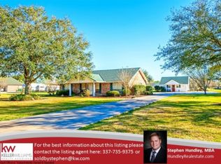 366 Landry Ln, Rayne, LA 70578