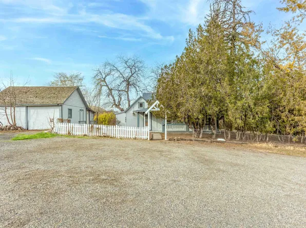 1101 Brown St, Prosser, WA 99350
