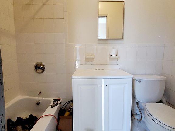 2nd image of 9127 108th St