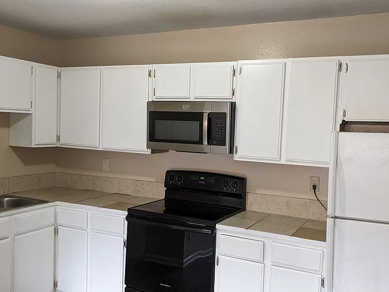 4332 Ericson Dr — Photo 5