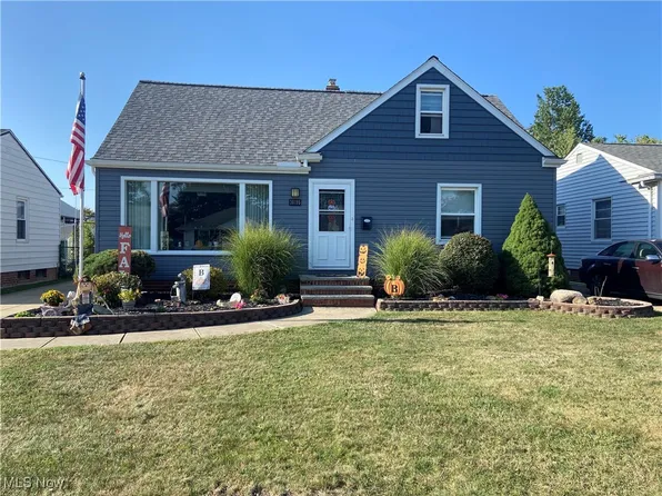 30195 Truman Ave, Wickliffe, OH 44092