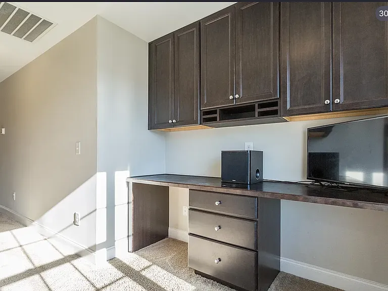 104 Edmer Ln — Photo 15