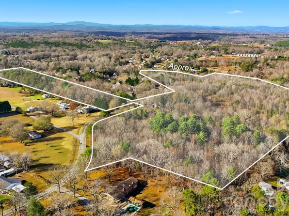 3564 28th St NE, Hickory, NC 28601