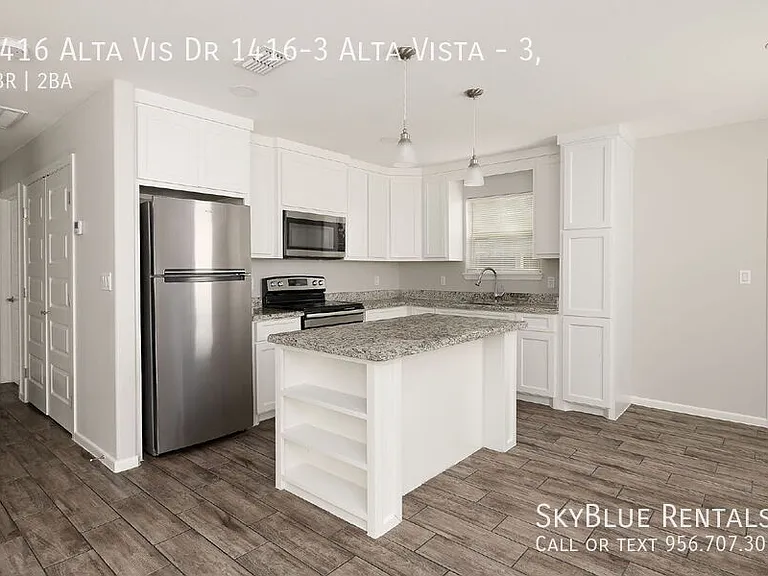 1416 Alta Vista Dr #3 — Photo 1