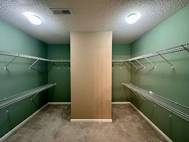 5091 Ballantine Dr — Photo 26