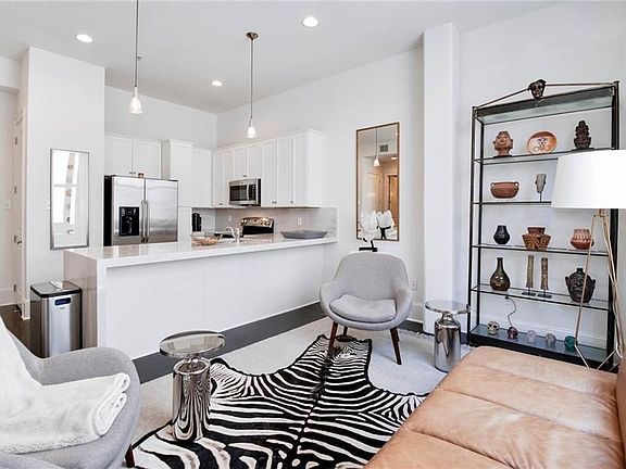 2nd image of 1201 Canal St APT 416