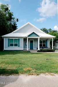 233 Ballentine St, Bay Saint Louis, MS, 39520