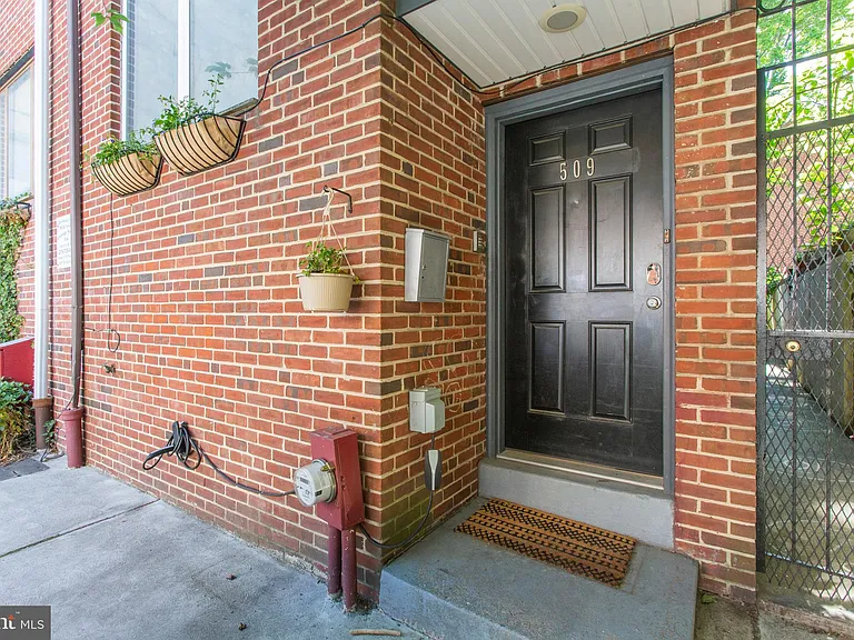 509 S 5th St — Photo 1